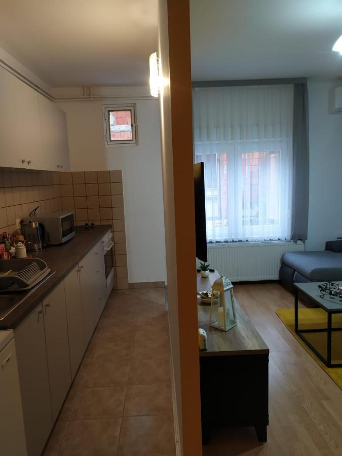 Apartman Hd Джяково Экстерьер фото